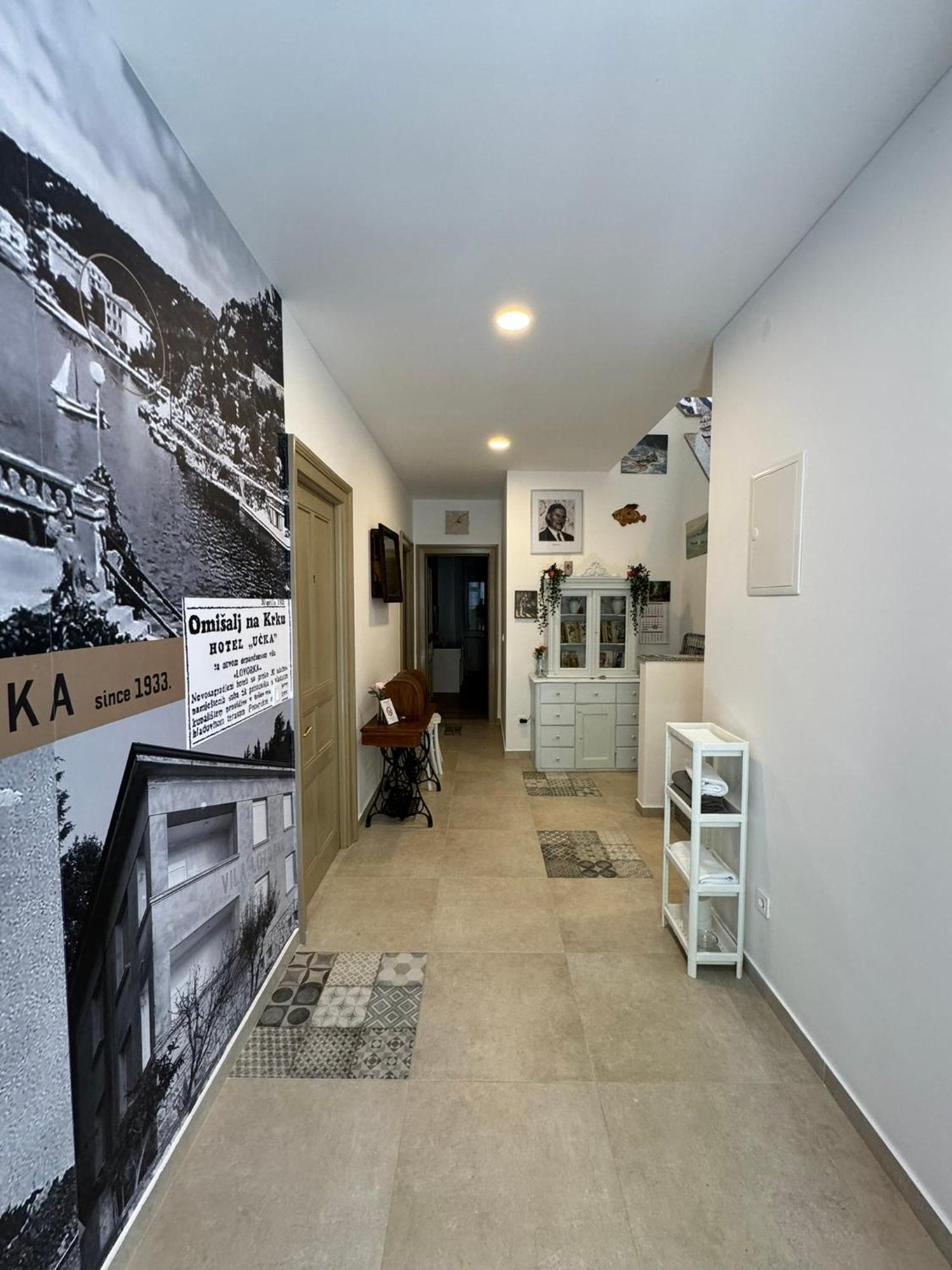 Villa Lovorka By Villa Eva Omisalj Bagian luar foto
